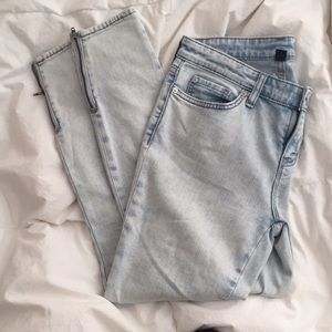 Gap white washed super skinny jeans - size 27.